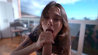 Webcam records amateur teens blowjob