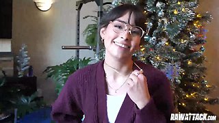 Kitty Valace gifts her pussy to him POV