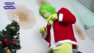 On Christmas Night I Got Made love Hard By The Grinch!?GIFT FREE SUB OF In The Comments - Housewives