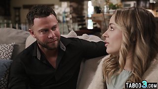 It is time for blond hair babe to say thank you