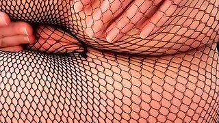 Big boobs milf masturbates with her dildo