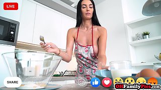 Stepsis cooking raunchy muffin for stepbro
