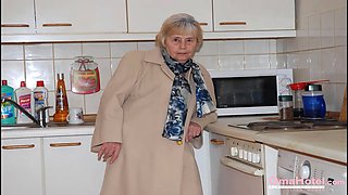OMAHOTEL Pretty Extreme Series Of Granny Pictures In Compilation