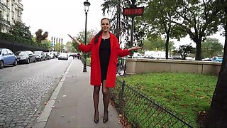 Kate, 25 years old, very sensual photo model... - Jacquie et Michel TV