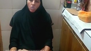 Pakistani Wife In Hijab Smoking And Showing Ass Hole At Kitchen