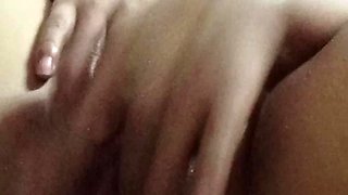 Massage and Fingering My Pussy