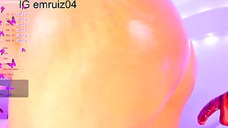 Love Chat Big Boobs Brunette Masturbating For Cam