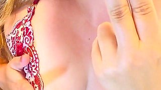 Red Lips, Natural Tits Cigarette