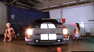 Fuckndrive - Heddie & Tiffany (Dirty Teens At The Car