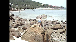 Genie Bunny Wanted to Masturbate on the Beach