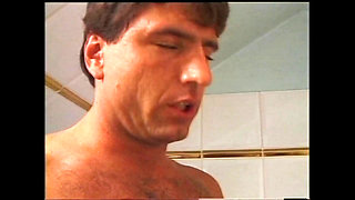Horny Fuck with Busty Blonde MILF in the Bath Tub