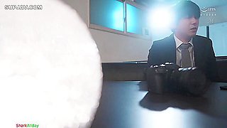 Photoshoot Cute Wife Yuli Turn Gangbang