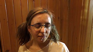 Nerdy Girl in Glasses Make Blowjob Cumsh