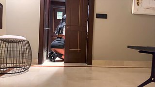 Slutty Secretary Working Overtime, Rough Fucks and Takes Cum on Her Big Ass After Work- Who Is Lilly