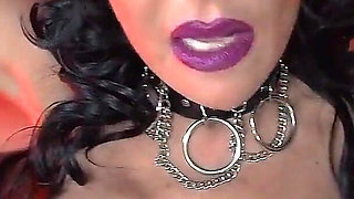 Nicole DuPapillon UK's Longest Labia - BDSM CLUB FEMDOM