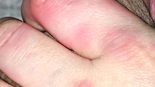 Step mom hand has allergy on step son dick while handjob