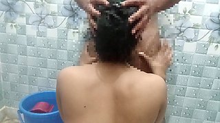 Desi Randi in Hotel Toilet Sex with Big Dick