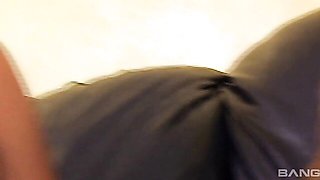 Leilani Lei and Donna Red are enjoying pussy-licking so much