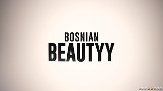 So Clean She's Dirty With Air Thugger, Bosnian Beautyy - Brazzers