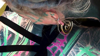 Inexperienced Tattooed Hippie Girl Gets Anal Lesson From Alternative Pornstar