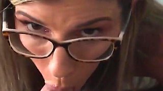My Stepmom's Vagina Is so Worn Out From My Fat Cock That She Can Only Achieve Orgasm Through Anal