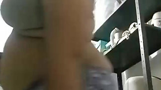 Mene aapni jhat ke bal kate