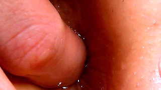 Addie Juniper - Anal Insertion 4K