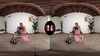 Bossy Nebraska Wants You To Worship Her Bare Sexy Feet - Sexy Domme Leg And Foot Fetish Vr