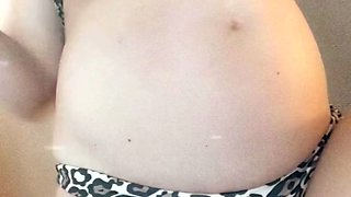 amateur sweetdesire12 flashing ass on live webcam