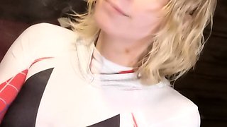 Brunette Tranny jerking in hard dick in solo Webcam