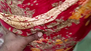 Tamil couple saree romance sitting in bed part 1