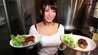 Hot Japanese Babe Get Her Asian Pussy Licked And