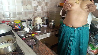 Housewife kitchen fucking