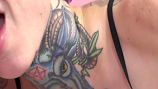 Titi Ramone Starts Her Day with Morning Wood