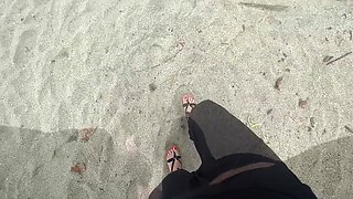 Fucking a Foreigner I Met on My Beach Vacation