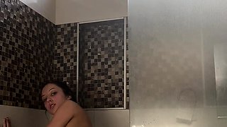 Lewd amateur brunette teen meg davis webcam masturbation