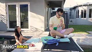 BANGBROS - Stressed Schoolgirl Gets The Brilliant Investigate Break When His Stepmother Danae Mari Offers Her Raw Muff