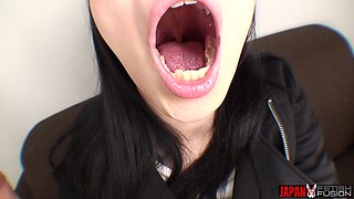 [amateur Girl Series] Amateur Yukari's Selfie of Her Tongue and Inside Her Mouth