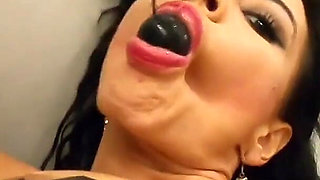 Amandha Fox succulent extreme play, fisting, balls and squirting