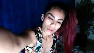 amateur sweetdesire12 flashing ass on live webcam