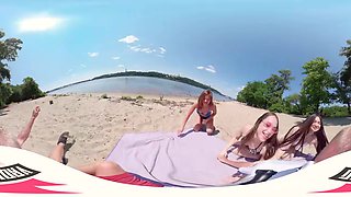 Oiled Booties on the Beach - VRQueens