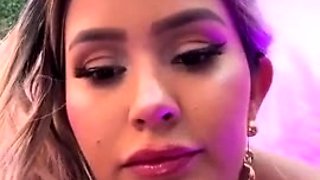 Solo booty assed babe pussy fingering masturbation in hi def