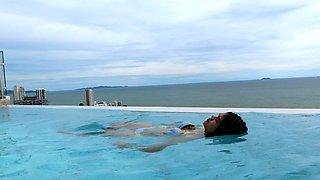 Bubble butt Thai teen fucked hard doggy