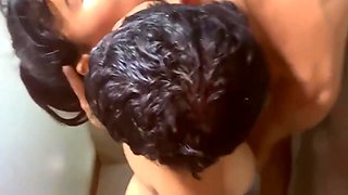 Wide Hips In Tetona Ctante De Rostro Hermoso Es La Ducha Hasta El Orgasmo 10 Min