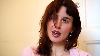 Pretty redhead webcam masturbation show