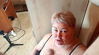 Big stepmom settles debt with BJ, ends up with facial from stepson's cock