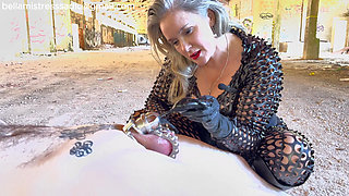 Empressbella Invades Urethra Slave in Chastity