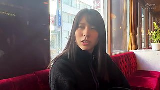 Gカップのグラマーな巨乳美女がバイブと手マンとクンニで感度アップのハメ撮りエッチ