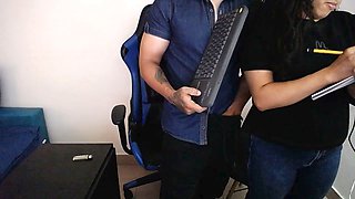 Hot 18-year-old Venezuelan Latina ready for action