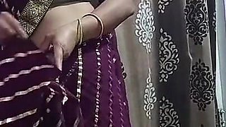 Indian Bhabhi Wear New Saree and Ready for Hard Fucking Pussy